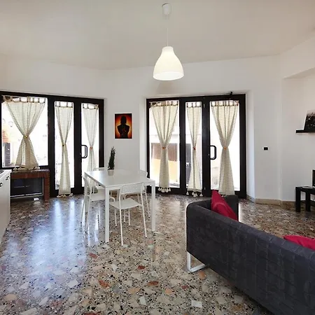아파트 Casa Pirri 카스텔몰라