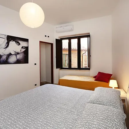 Apartment Casa Pirri