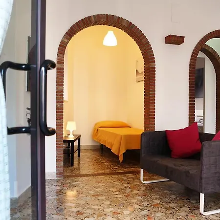Casa Pirri Apartment *